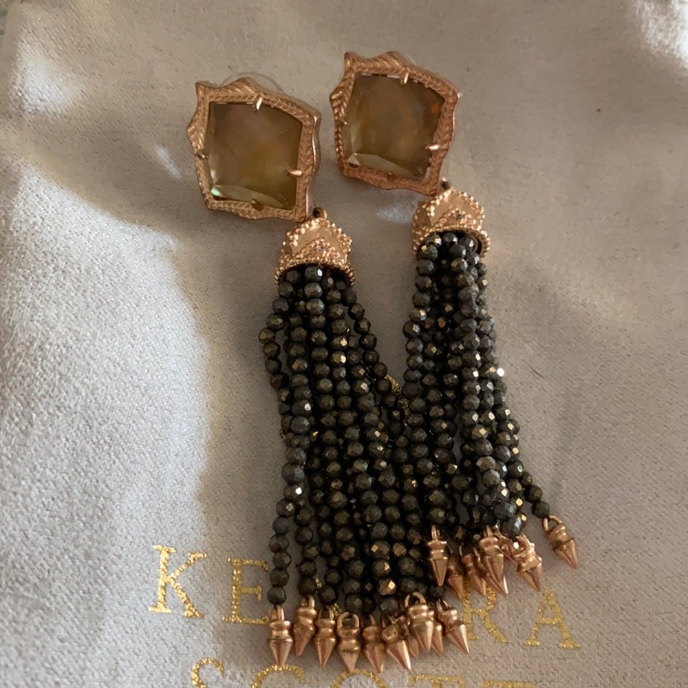Kendra Scott Misha Earrings in Brown Pearl